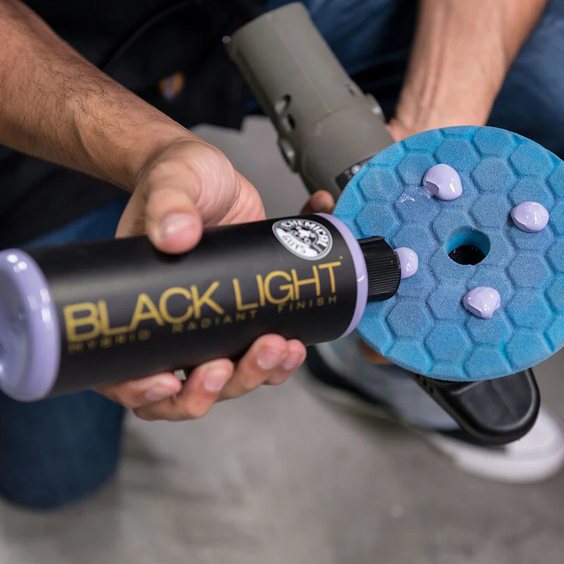Chemical Guys Black Light Hybrid Radiant Finish Glaze & Sealant  473ml (16oz) - Image 3